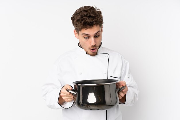 Szef kuchni przy garnku